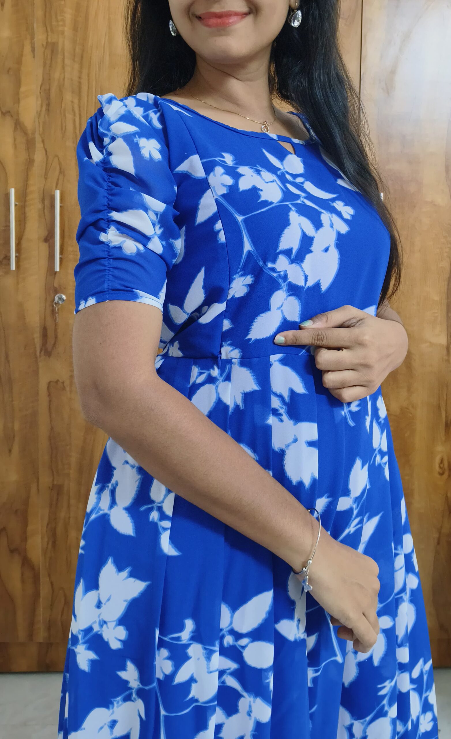 Georgette 2-Tier Feeding Frock - Image 3